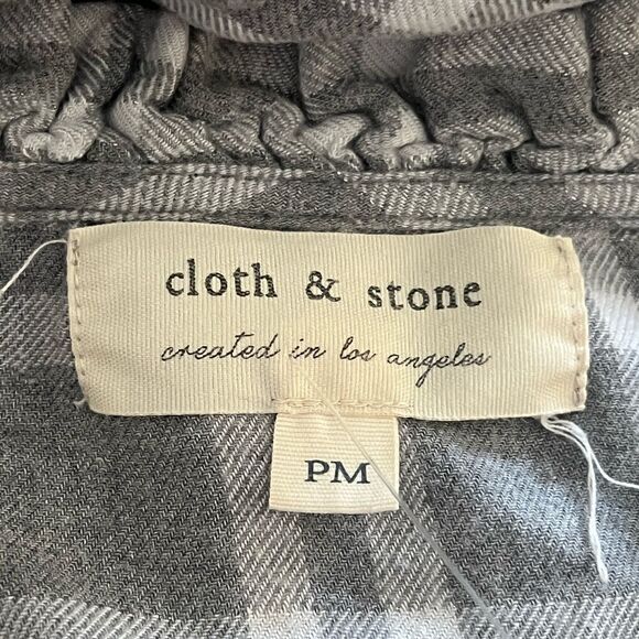 Anthropologie Cloth & Stone Metallic Plaid Ruffle Neck
Flannel Top Womens Medium - Picture 3 of 5